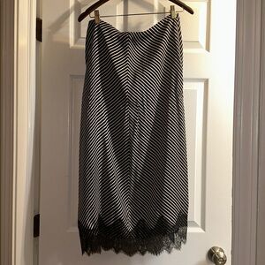 NWT Reiss Black and White Striped Women's Skirt Sz 6